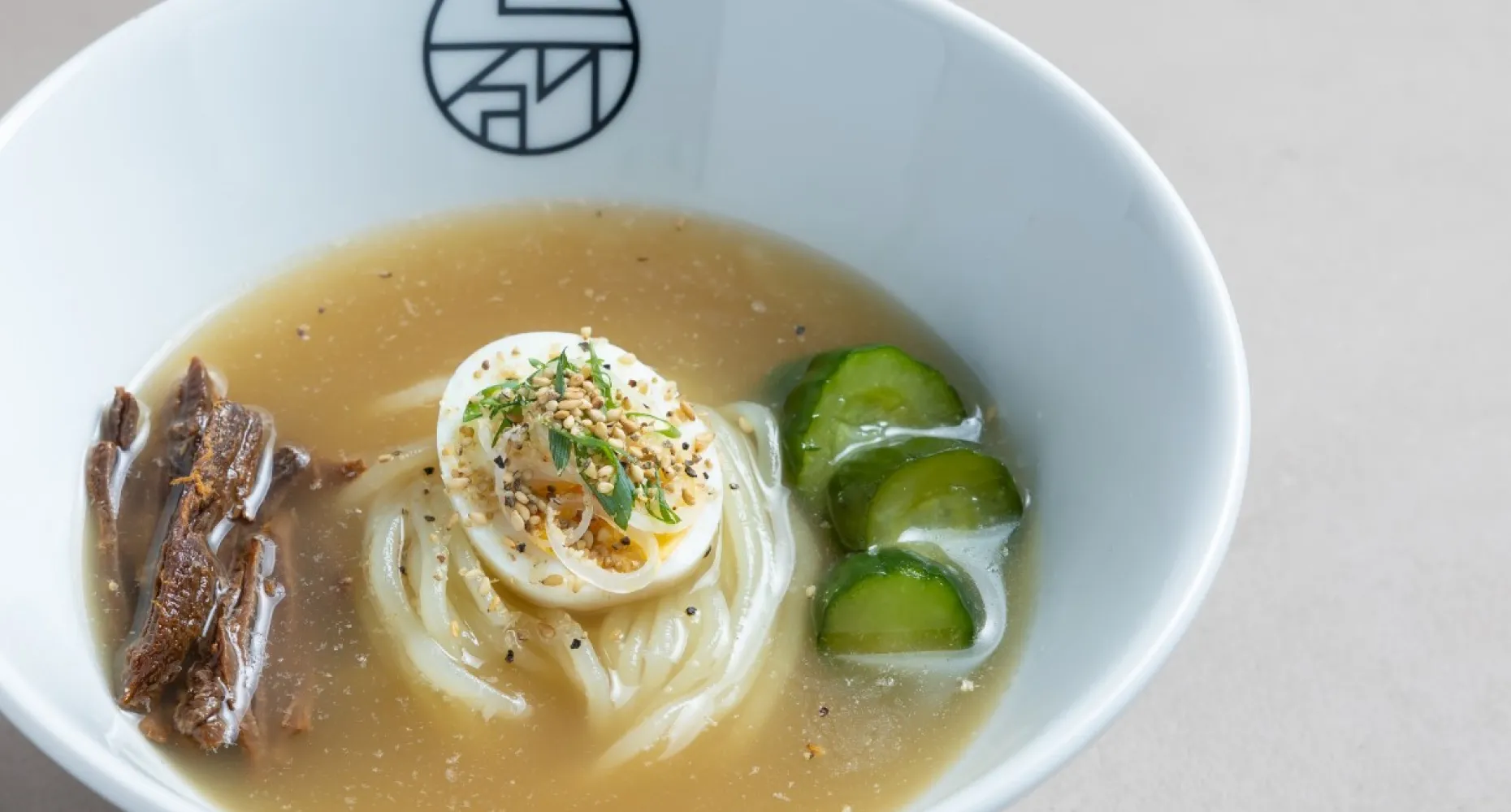 盛岡冷麺(細麺 or 太麺)